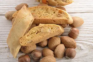 Christmas Sweets Drucke: Walnut almonds Biscotti