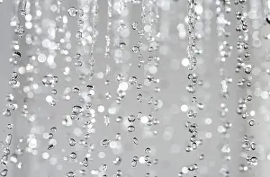 Uninhabited Beaches Drucke: Water from the shower
