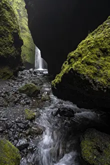 Overgrown With Moss Landscape Photo Drucke: Waterfall in moss-covered gorge