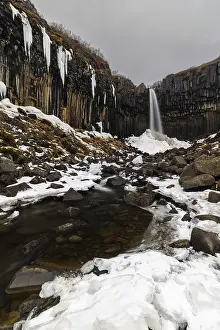 Basalt Stone Formations Drucke: Waterfall, stream, basalt columns