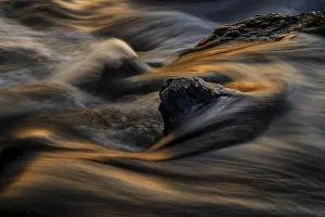 Motion Blur Effect Drucke: Waterfall at sunset, long exposure