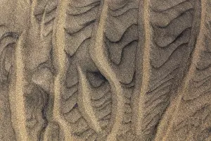 Playa Del Ingles Spain Drucke: Wave pattern, structures in the sand on the sandy beach