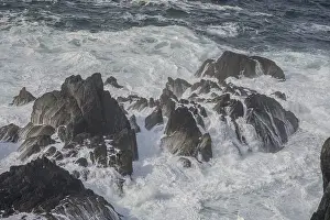 Rocky Coastline Photos Drucke: Waves blazing against cliffs, Ballaghboy