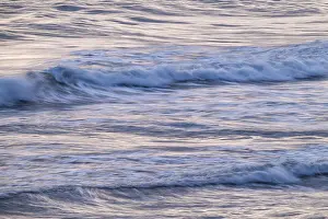 European Shoreline Drucke: Waves, long exposure, wipe effect