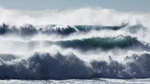 Deserted Beaches In Portugal Drucke: Waves on the ocean off Madeira