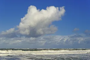 North Frisia Landscape Drucke: Waves running out at the sandy beach