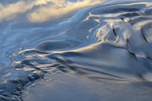 Nordic Abstract Photography Drucke: Waves in a stream, abstract, Norrbotten