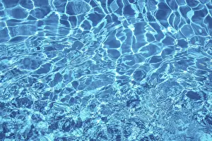 Deserted Swimming Pool Drucke: Wavy blue water surface with reflections