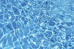 Deserted Swimming Pool Drucke: Wavy blue water surface with reflections