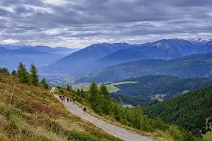Outdoor Photography Europe Drucke: On the way to Gitschhutte
