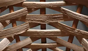 Handicraft Detail Drucke: The weaved basket close-up