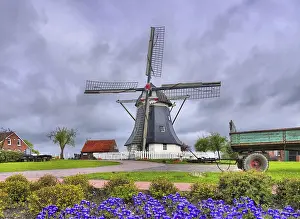 Lower Saxony Windmills Drucke: Werdum Windmuehle, windmill Werdum 02