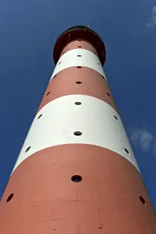 Westerheversand Lighthouse Drucke: Westerheversand lighthouse from the frog's perspective