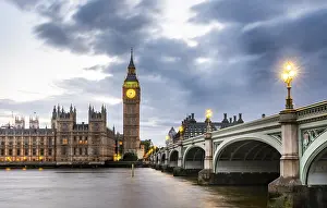 Drucke von Westminster Bridge mit Themse, Palace of Westminster, Houses of Parliament, Big Ben, Dämmerung, City of Westminster, London, England, UK Westminster-Brücke Drucke: Westminster Bridge mit Themse