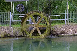 Hydroelectric Power In Europe Drucke: Mill wheel on the Triftbach stream