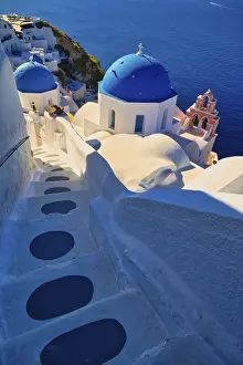 Southeast Europe Religious Buildings Drucke: White churches with blue domes