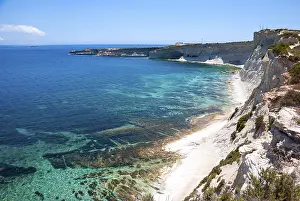Southern European Coastlines Drucke: White cliffs at the coast of Malta