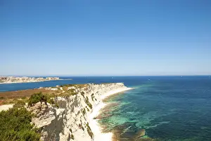 Maltese Dog Breed Drucke: White cliffs at the coast of Malta