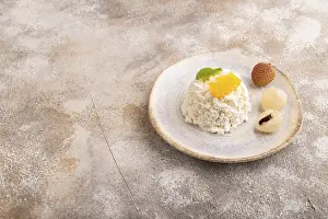 Tropical Fruit Arrangement Drucke: White Сottage cheese, Curd