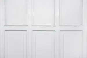Deserted Museum Building Drucke: White wall background