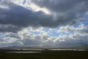 Scottish Landscape Drucke: Wide landscape with dramatic sky