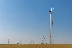 Power Generation Drucke: Wind generator, crane, landscape