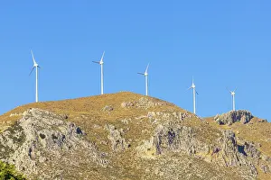Eco Friendly Electricity Drucke: Wind turbines generating electricity