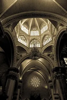 Uninhabited Church Buildings Drucke: Window detail interior of a Gothic Catholic Cathedral