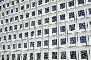 Modern Architecture Drucke: Many windows of a modern building