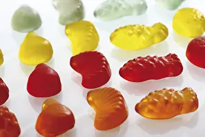 Studio Background Still Life Drucke: Wine gums lined up next to each other
