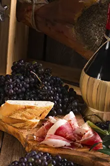 Deserted Wine Shop Drucke: Wine and prosciutto
