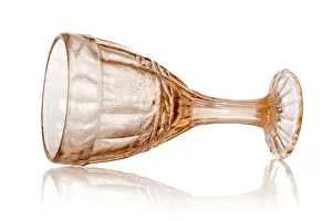 White Background Wine Glass Drucke: Wineglass with reflection on white background