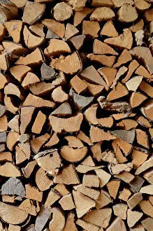 Empty Wooden Structure Drucke: Winter Background Texture Of Split Stacked Wood