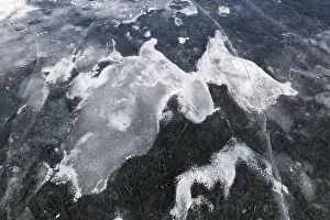 Bilder Datiert 10. März 2024: Winter ice structure saint lawrence river