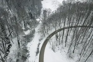 Travel Photography Winter Scene Drucke: Winter road and forest