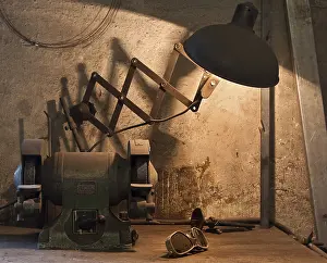 Safety Goggles Image Drucke: Work bench in a Forge, Berlin, Germany
