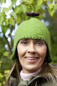 Woman Portrait Drucke: X5RAyyS9LiY