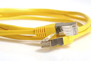 Network Data Transmission Drucke: Yellow network cable