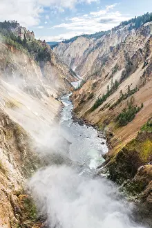Yellowstone River Gorge Drucke: Yellowstone River flows through Gorge