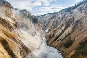 American Wilderness Landscape Drucke: Yellowstone River flows through Gorge