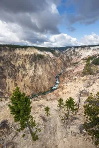 Yellowstone River Gorge Drucke: Yellowstone River flows through Gorge