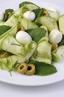 Zucchini Nutrition Facts Drucke: Zucchini salad with mozzarella