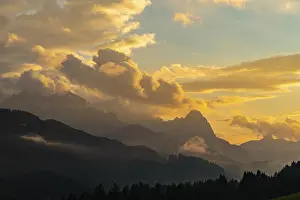 Central Europe Evening Atmosphere Drucke: Zugspitzmassiv with dramatic cloud sky