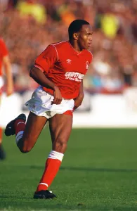 Mark Leech Photography Drucke: Nottingham Forest v Tottenham