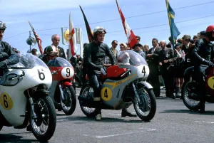 Gerry Cranham Drucke: TT Race