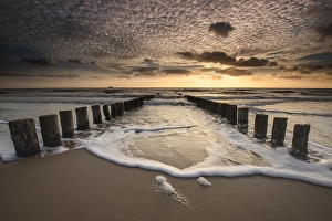 European Seascape Drucke: Breakers on the North Sea beach