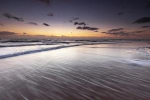 European Seascape Drucke: Breakers on the North Sea beach
