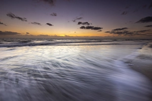 Sunset On The Sea Drucke: Breakers on the North Sea beach