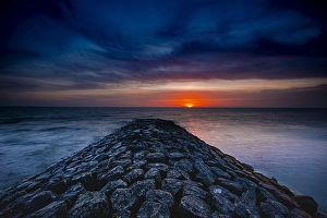 Long Exposure Lake Scene Drucke: Breakwater at Hindeloopen