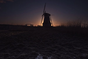 Sunrise Over Europe Drucke: Dutch windmill